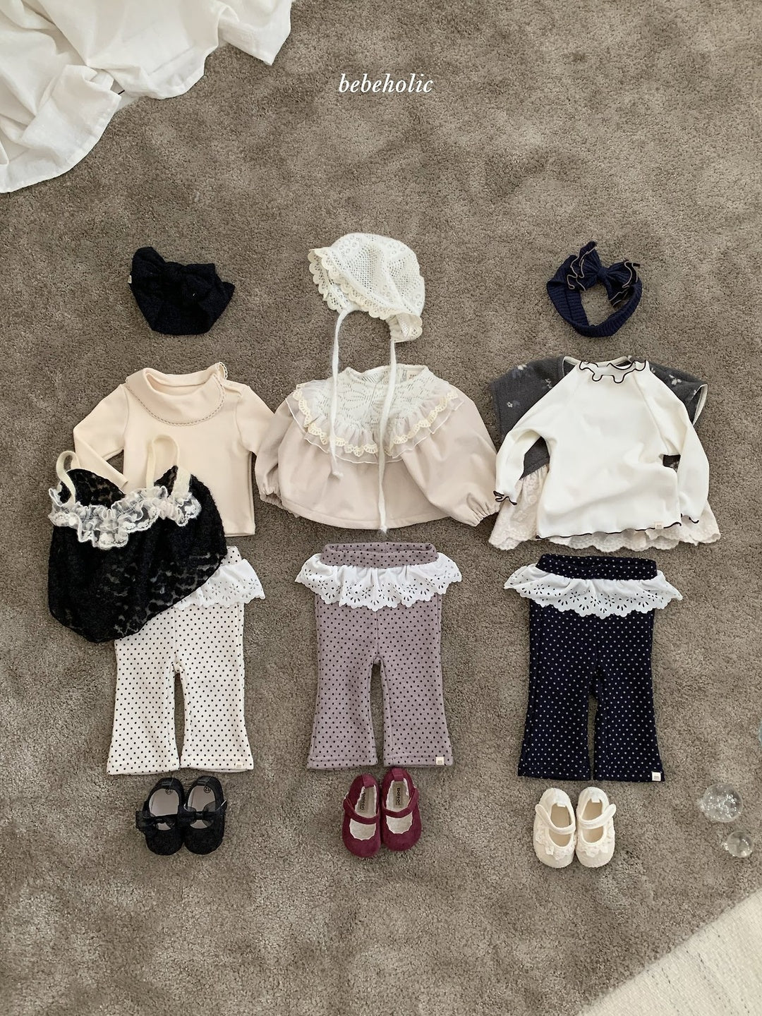 [bebeholic] Dot lace flare pants