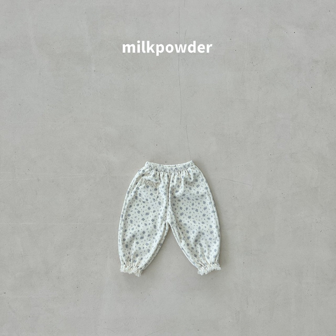 [milk powder] Pudding flower pants