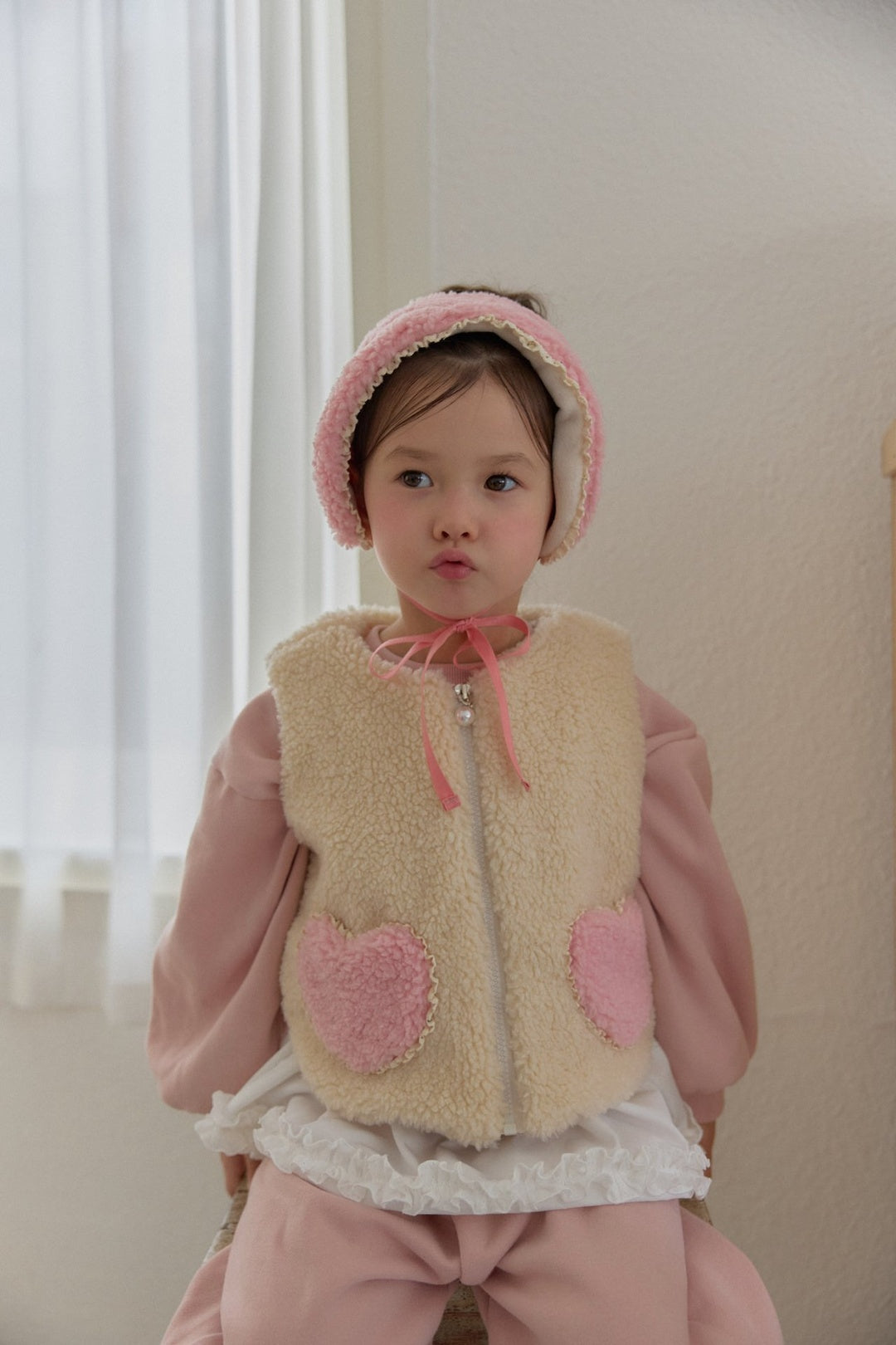 [berryberry] Heart pocket boa vest