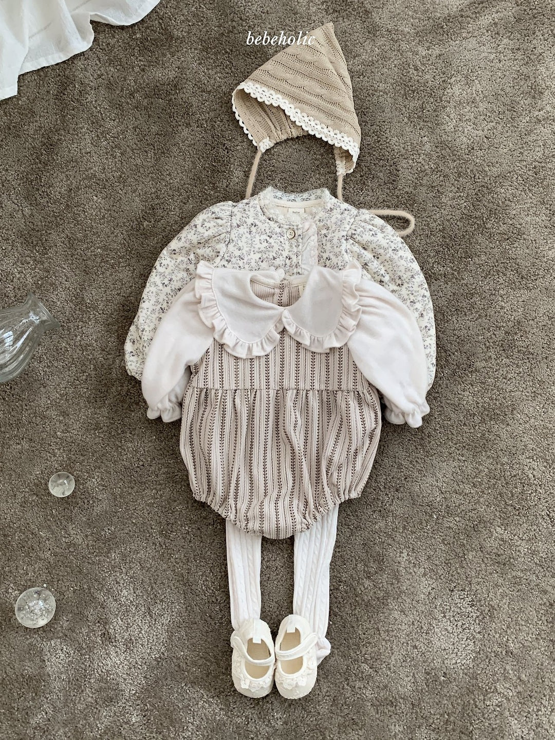 [bebeholic] Lip frill collar rompers