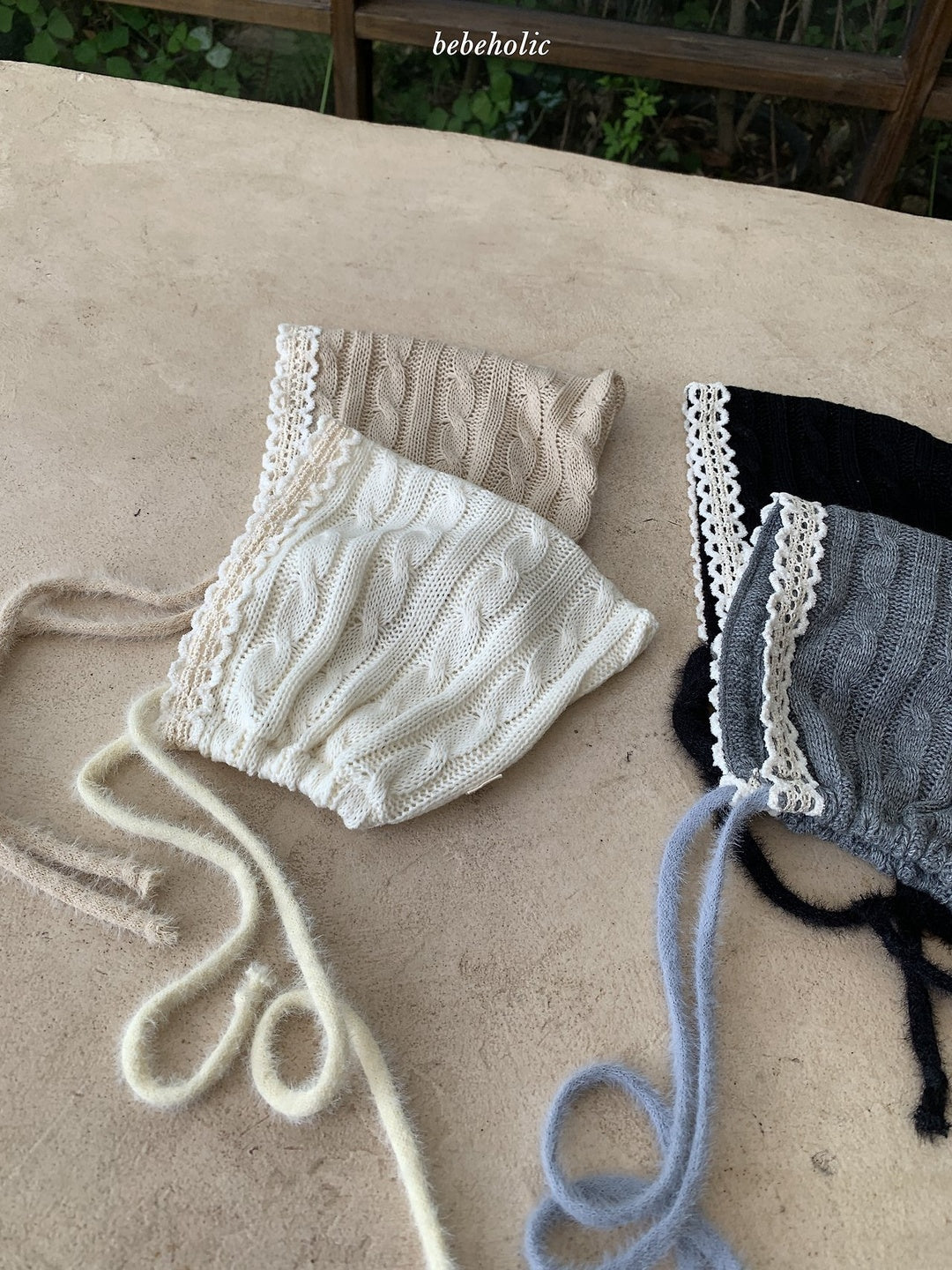 [bebeholic] Twist knit bonnet
