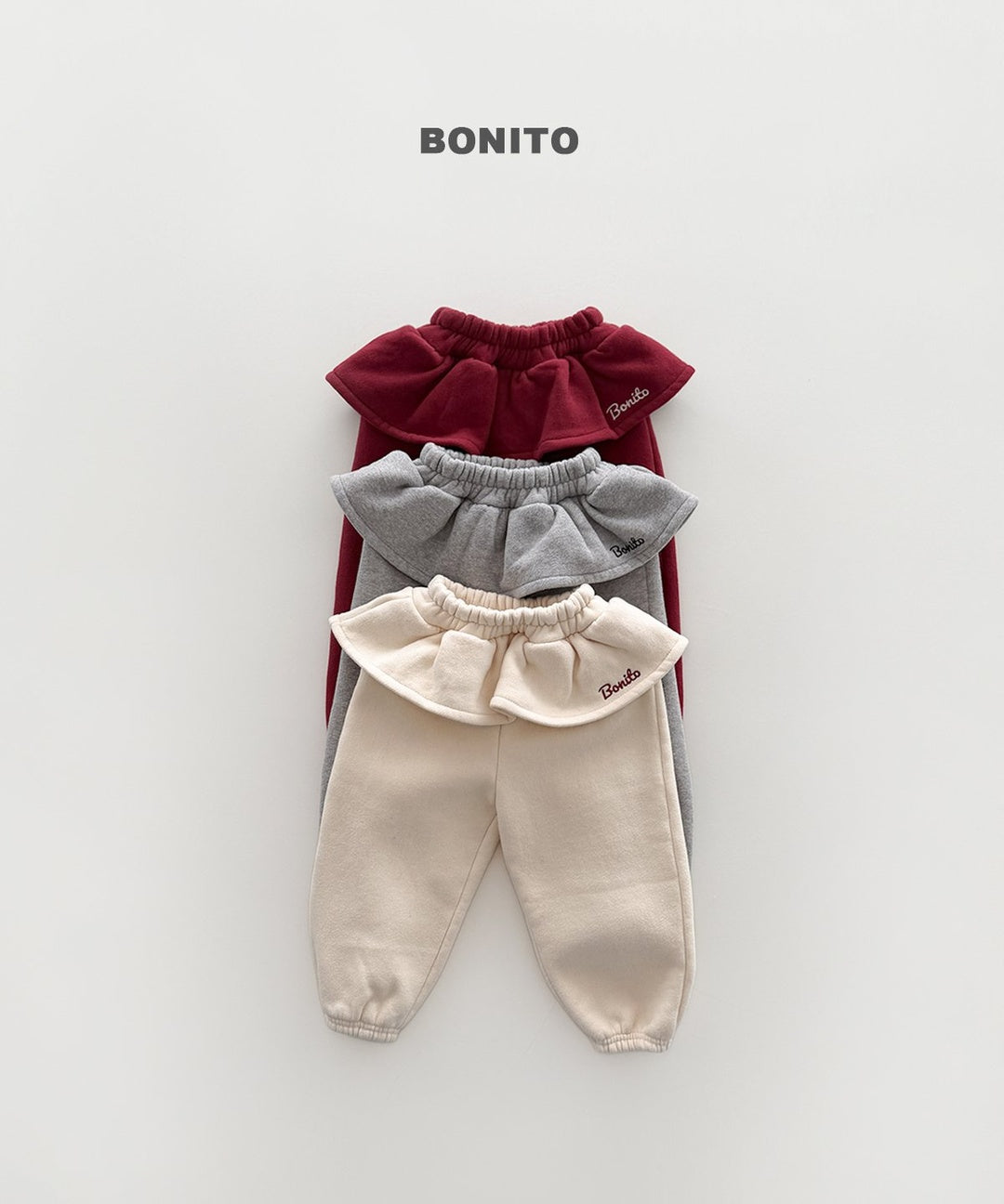 [BONITO] Frill embroidered jogger pants