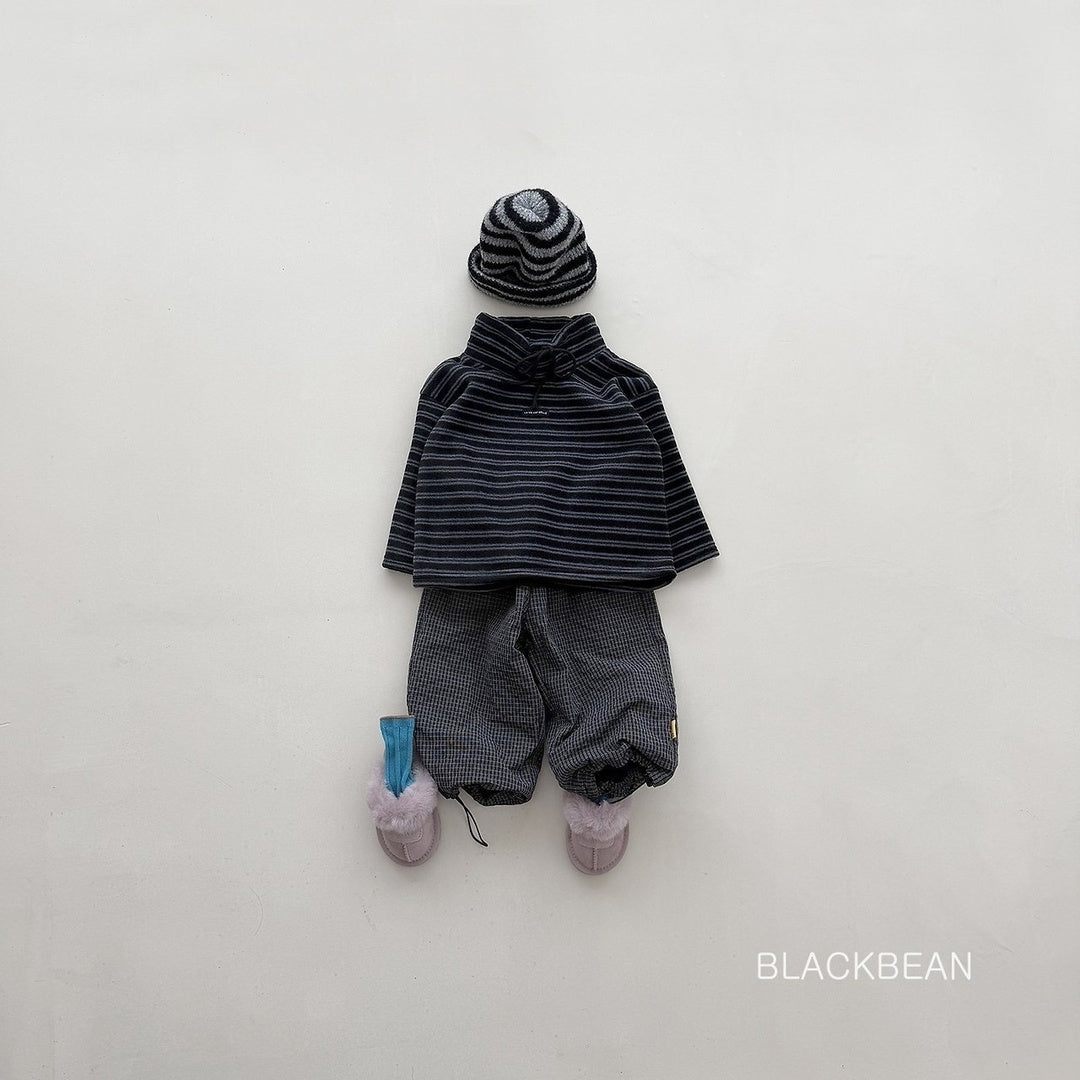[BLACK BEAN] Crayon stripe bottleneck tops