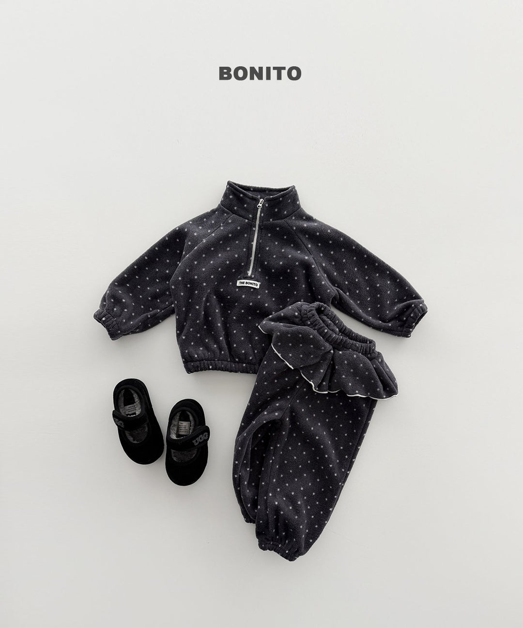 [BONITO] Dot frill half zip set