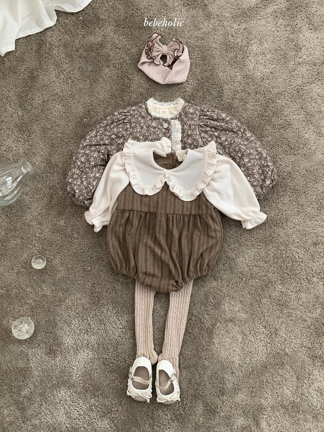 [bebeholic] Lip frill collar rompers
