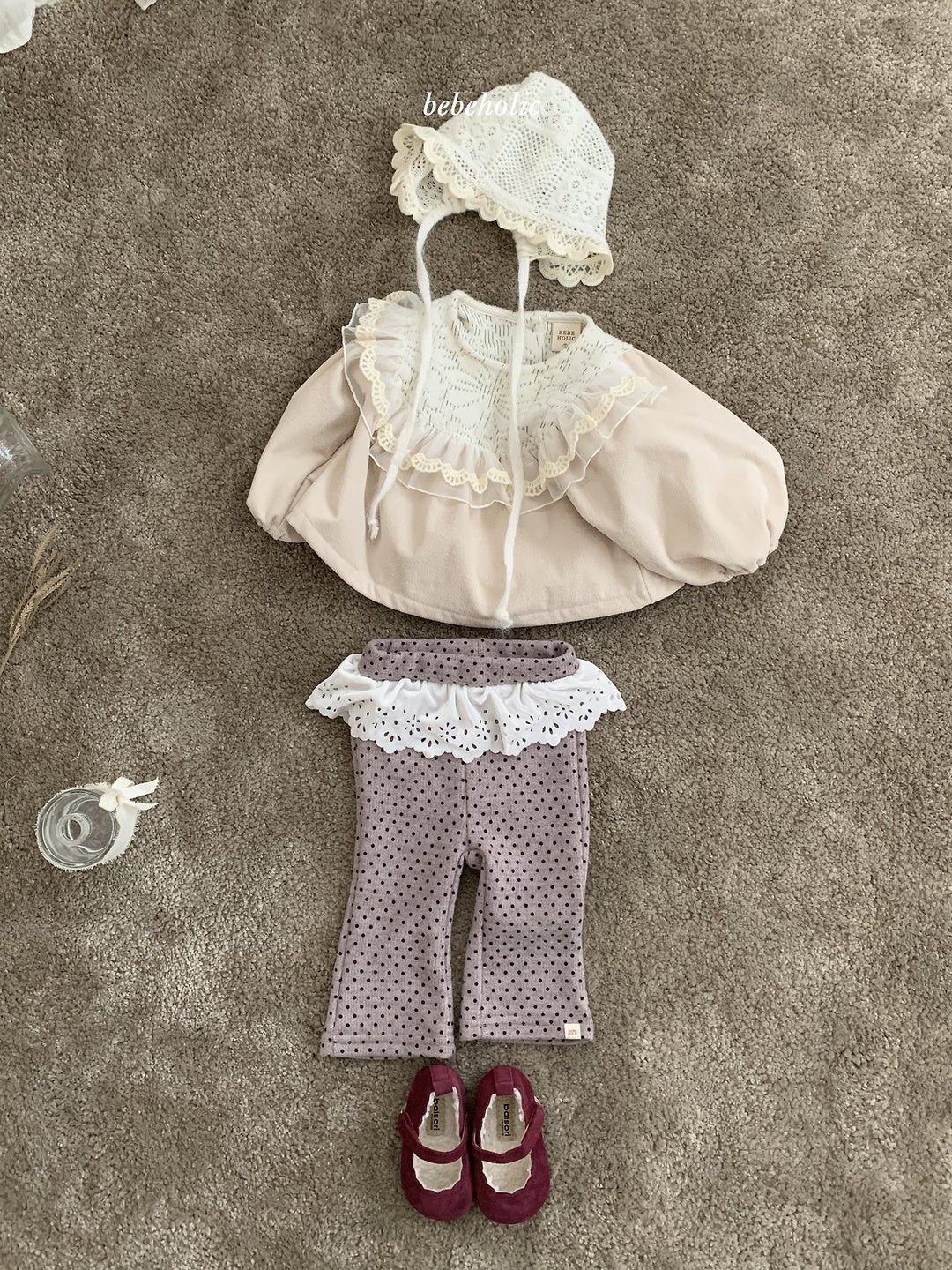 [bebeholic] Dot lace flare pants
