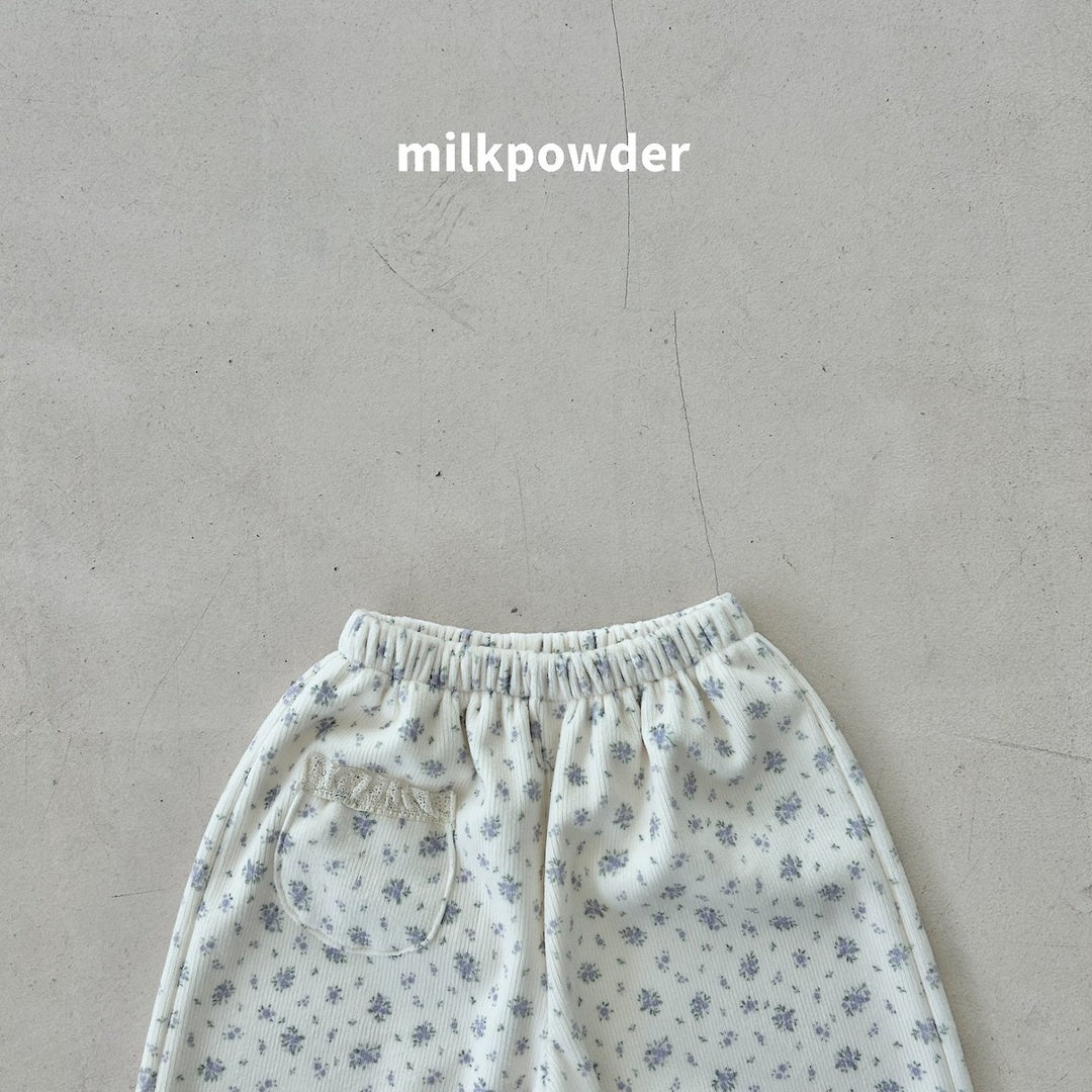 [milk powder] Pudding flower pants