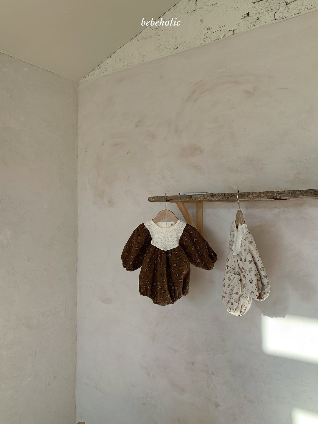 [bebeholic] Prim rose rompers