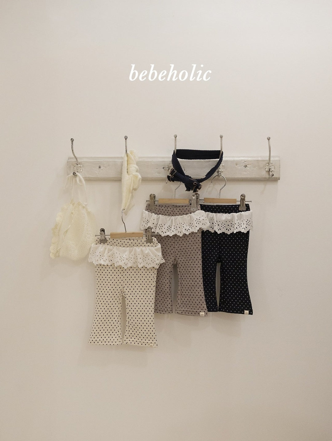[bebeholic] Dot lace flare pants