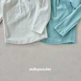 [milk powder] Shirring halfneck tee