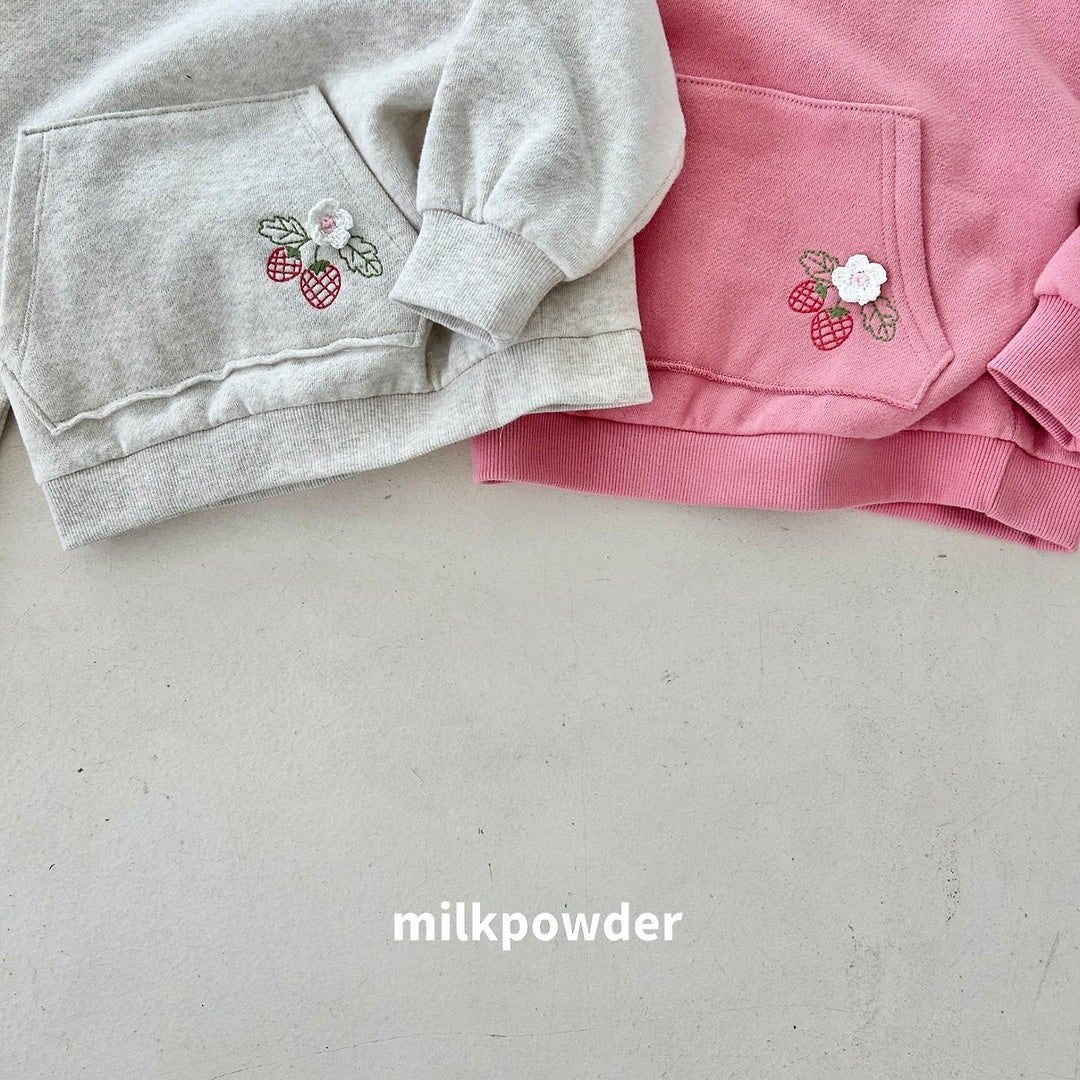 [milk powder] Strawberry pocket mtm tee