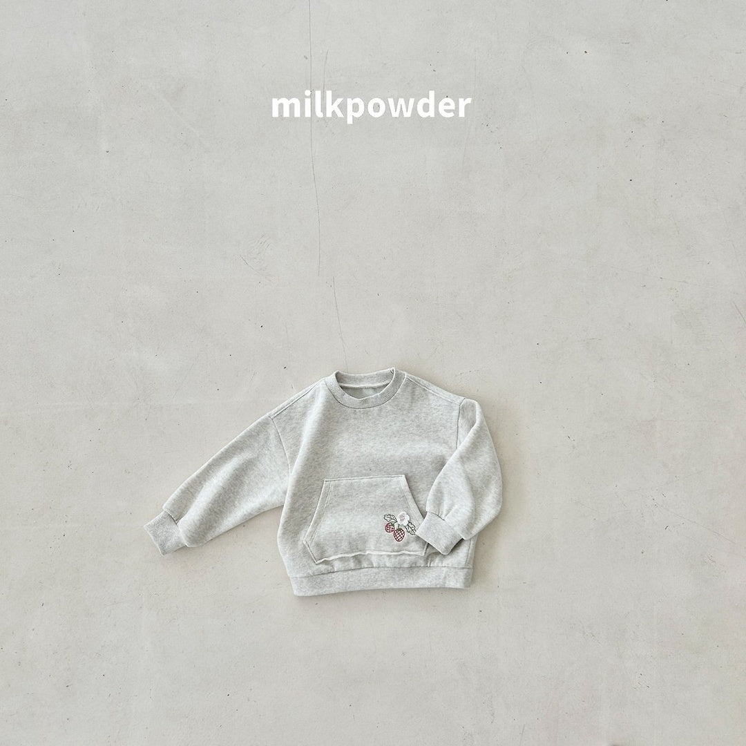 [milk powder] Strawberry pocket mtm tee