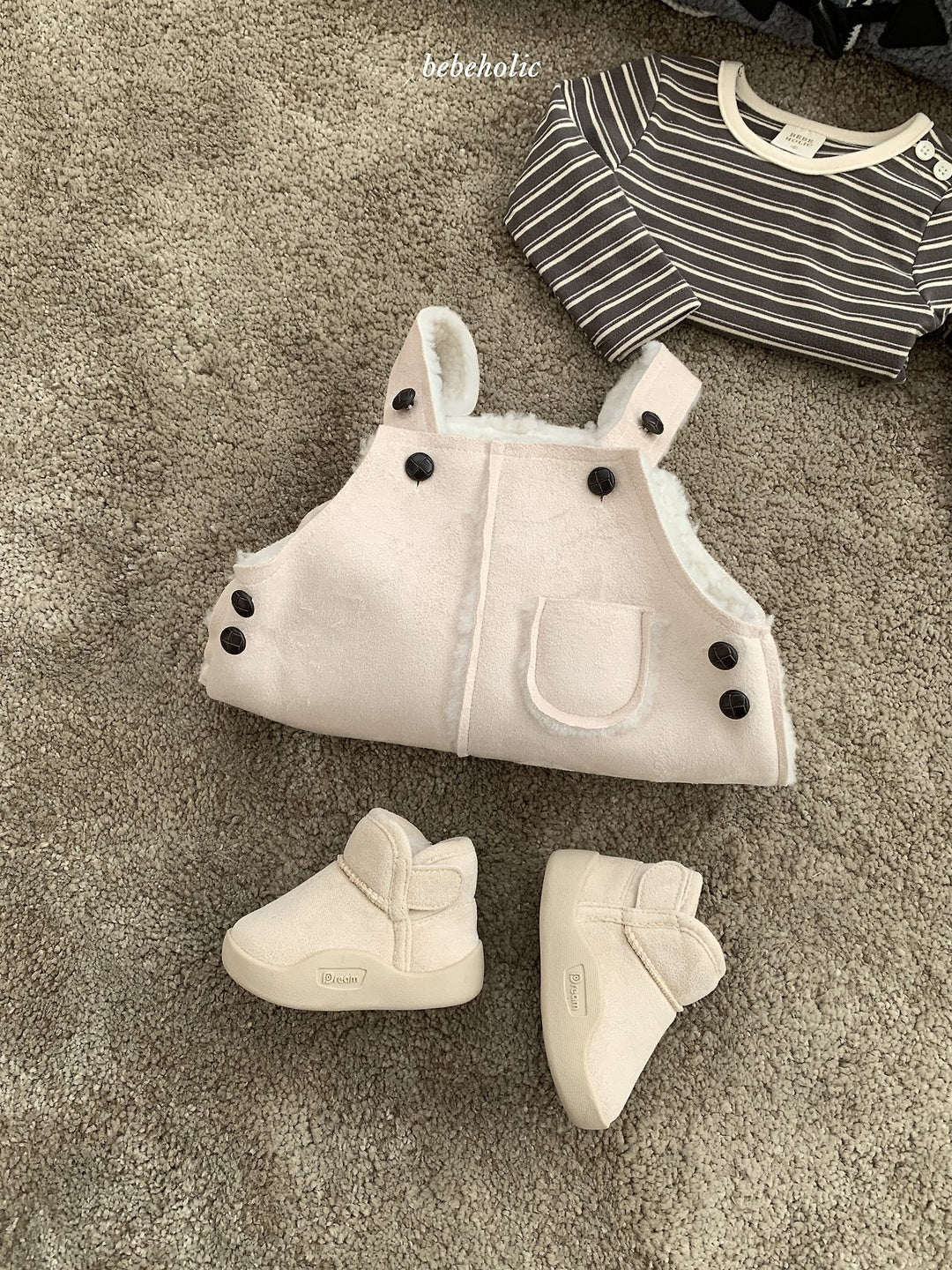 [bebeholic] Moose suspender rompers