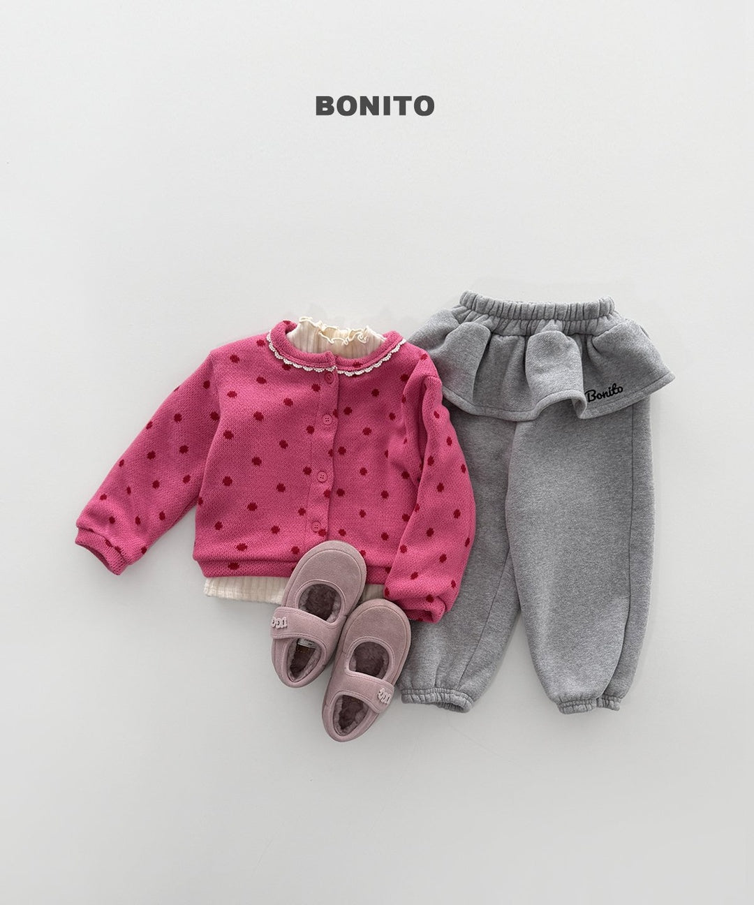 [BONITO] Frill embroidered jogger pants