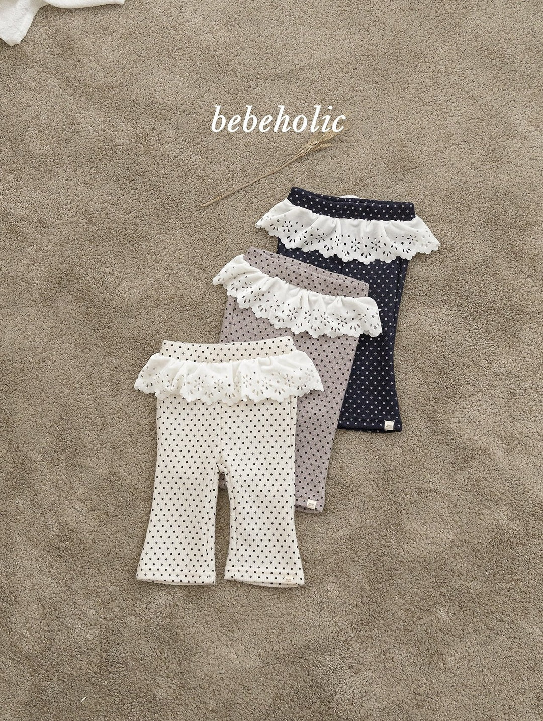[bebeholic] Dot lace flare pants