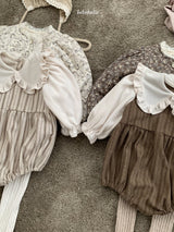 [bebeholic] Lip frill collar rompers