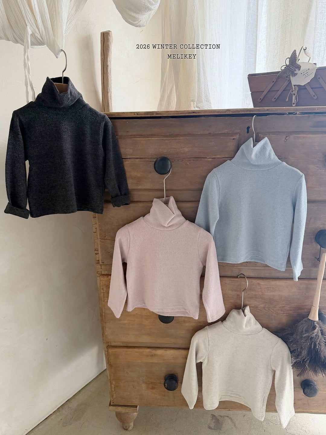 [Melikey] Warm turtleneck tee