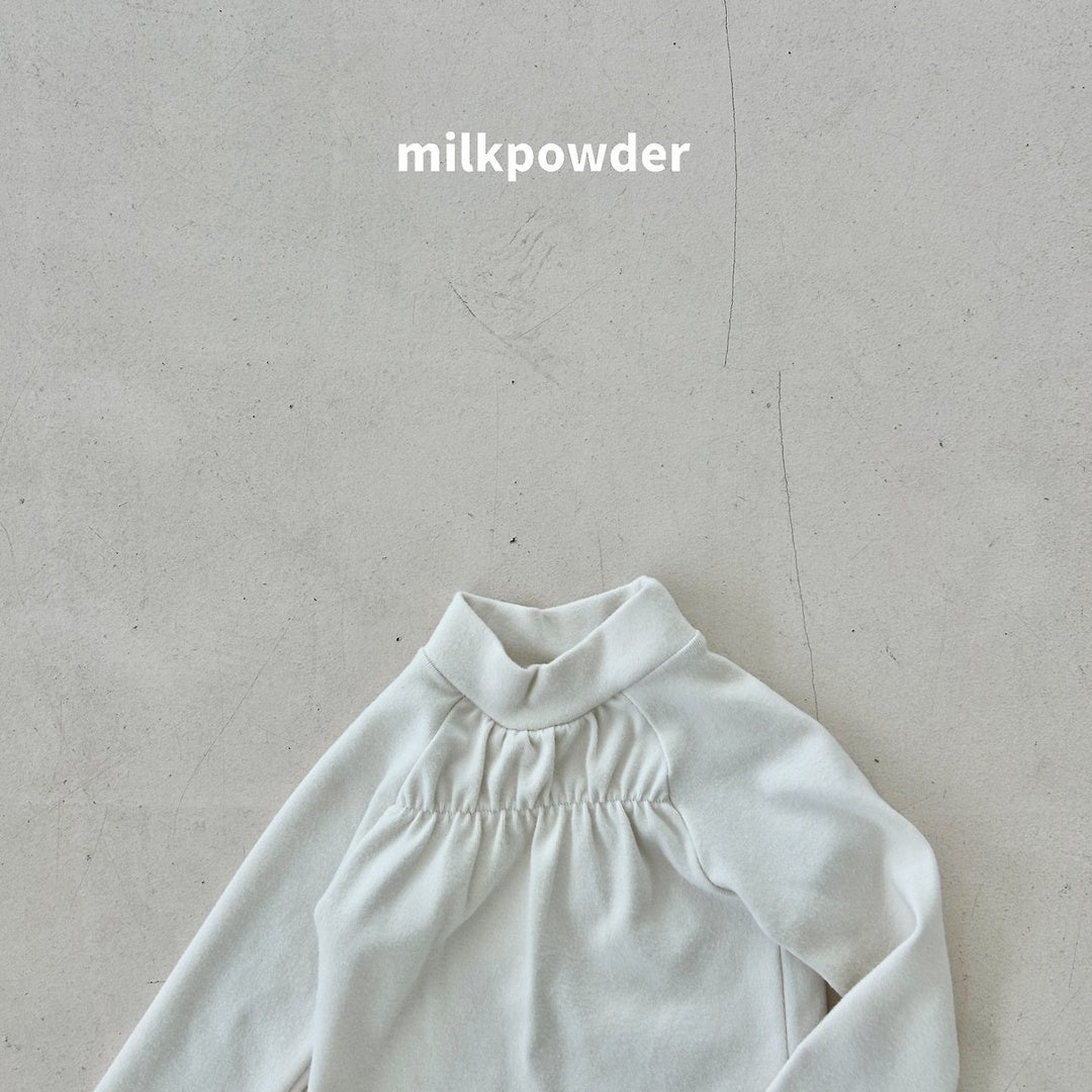 [milk powder] Shirring halfneck tee