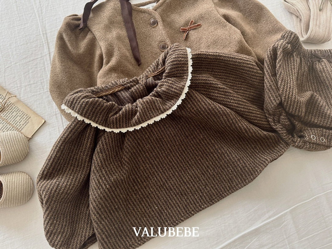 [valubebe] Herringbone frill blouse
