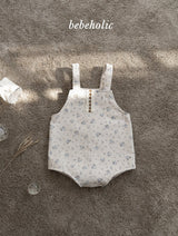 [bebeholic] Tiny rabbit suspender rompers