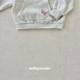 [milk powder] Strawberry pocket mtm tee