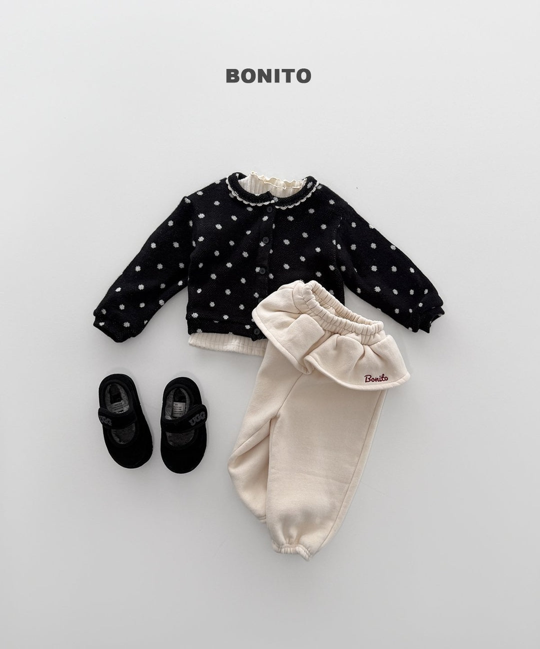 [BONITO] Frill embroidered jogger pants