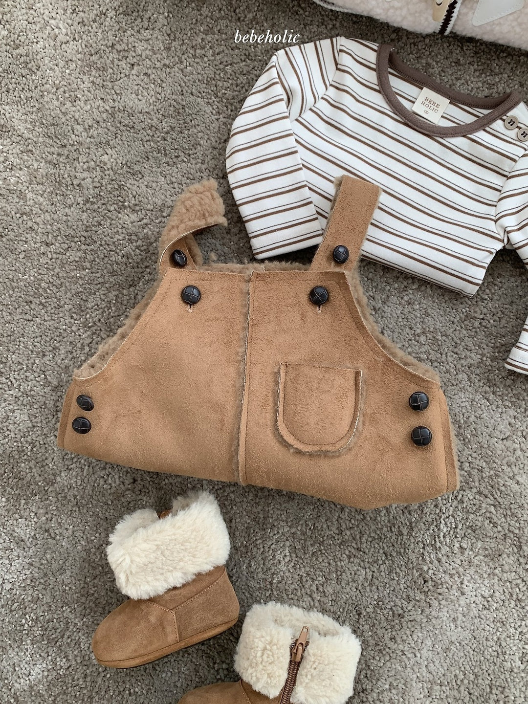 [bebeholic] Moose suspender rompers
