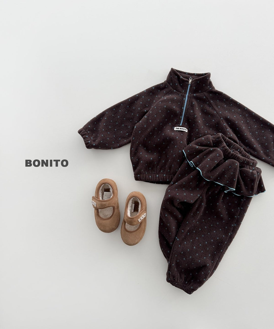 [BONITO] Dot frill half zip set