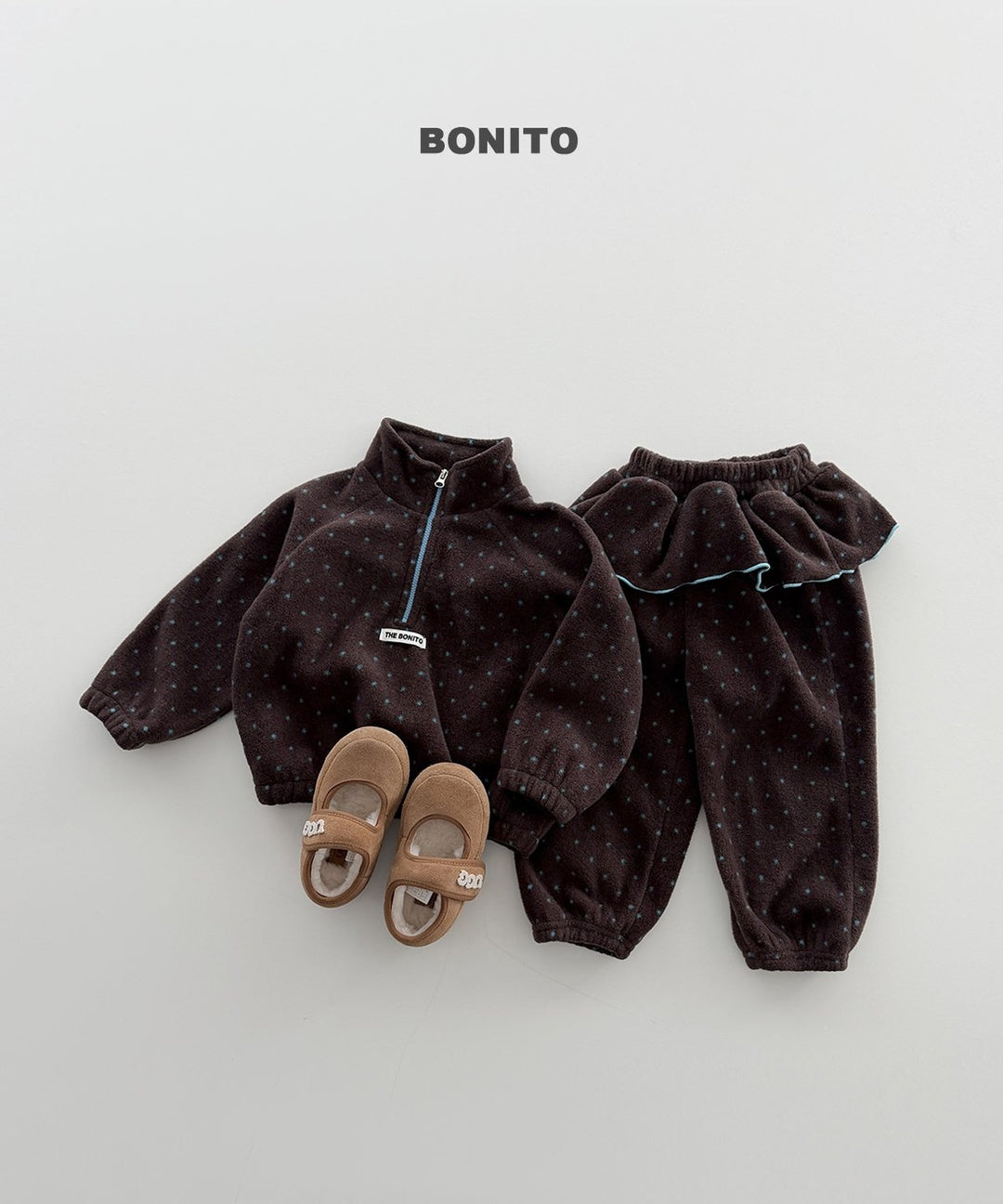 [BONITO] Dot frill half zip set