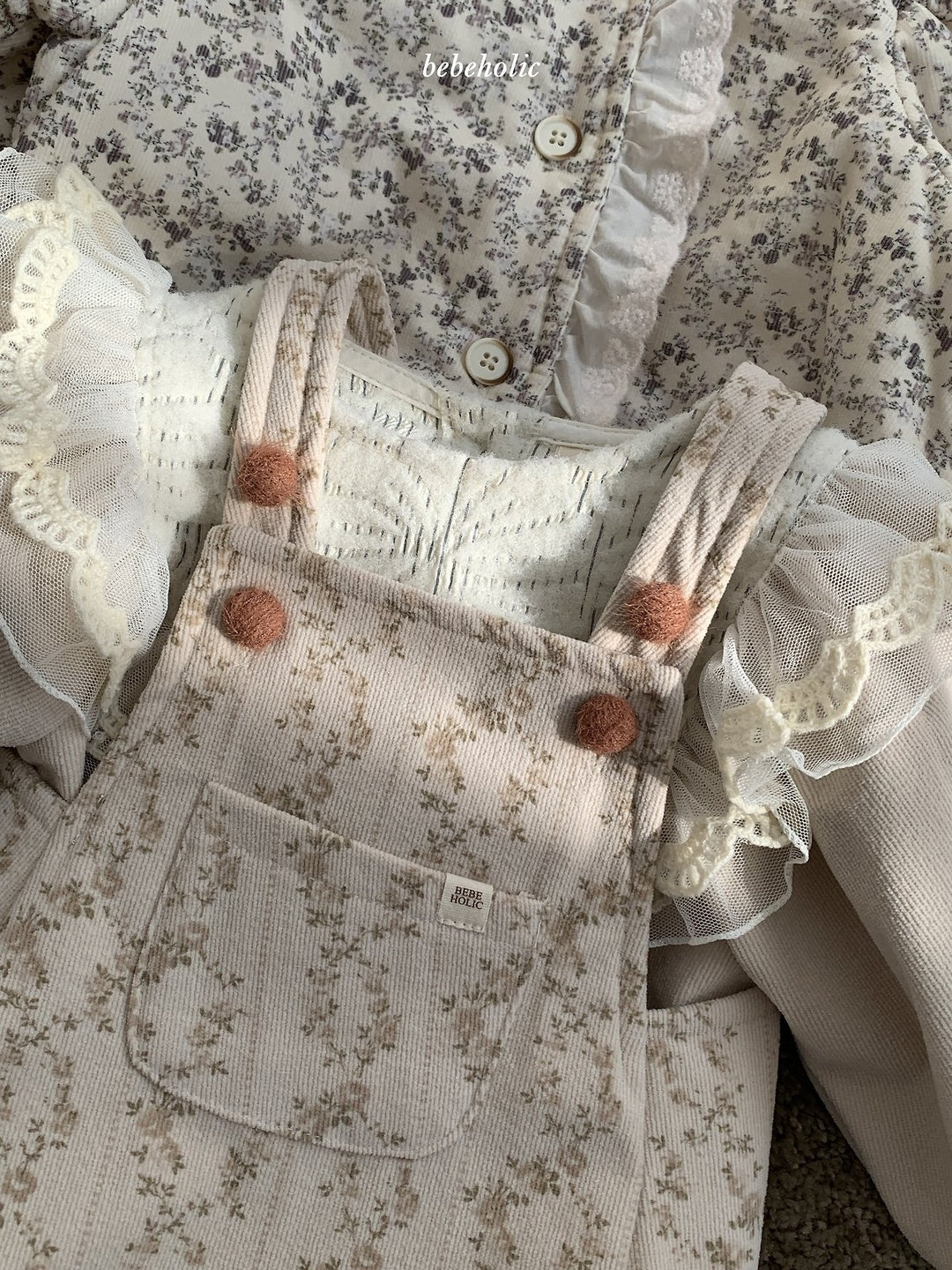 [bebeholic] Lolly suspender rompers