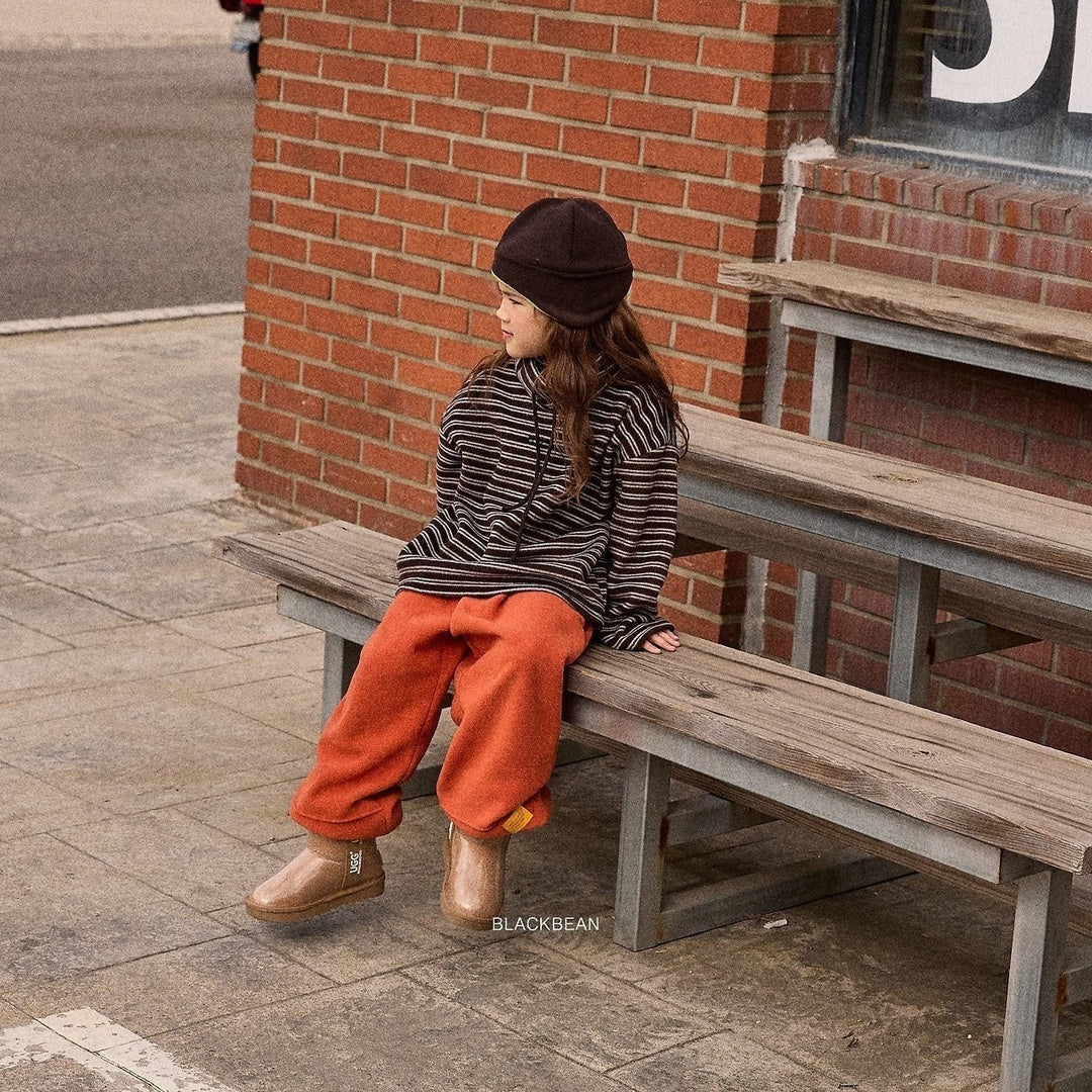 [BLACK BEAN] Crayon stripe bottleneck tops