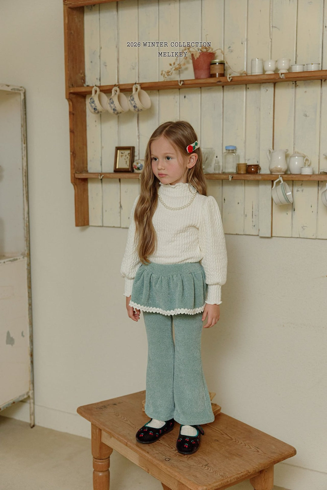 [Melikey] Frill velvet flare pants