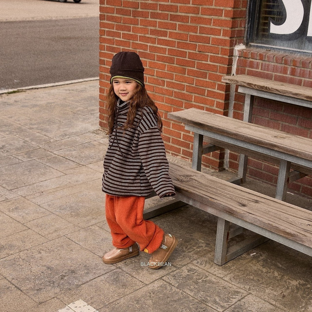 [BLACK BEAN] Crayon stripe bottleneck tops