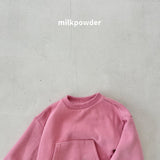 [milk powder] Strawberry pocket mtm tee