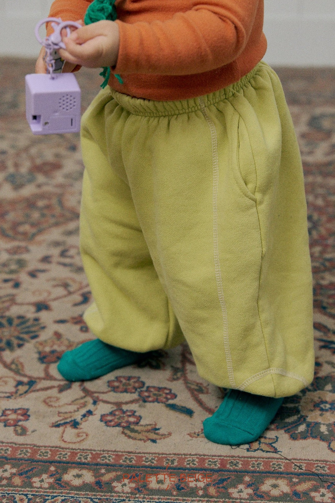[PALETTE BEIGE] Colored pencil pants