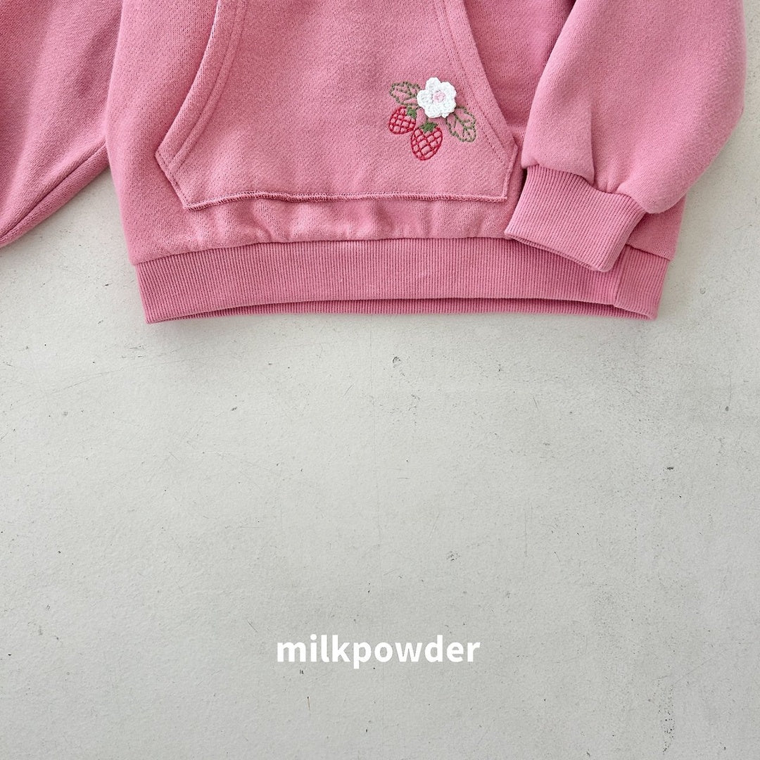 [milk powder] Strawberry pocket mtm tee