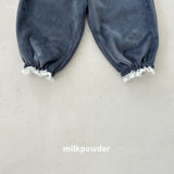 [milk powder] Pudding lace pants