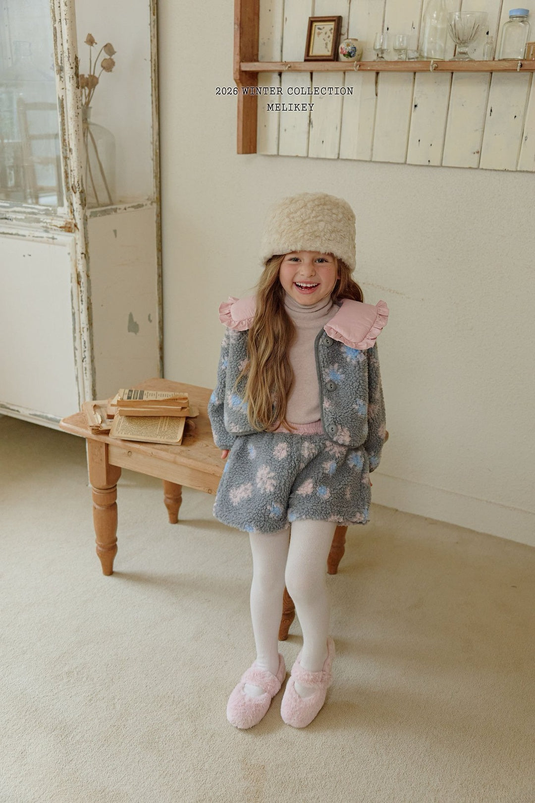 [Melikey] Heart flower boa shorts