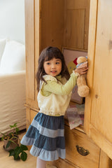 [milk powder] Fleece lace vest