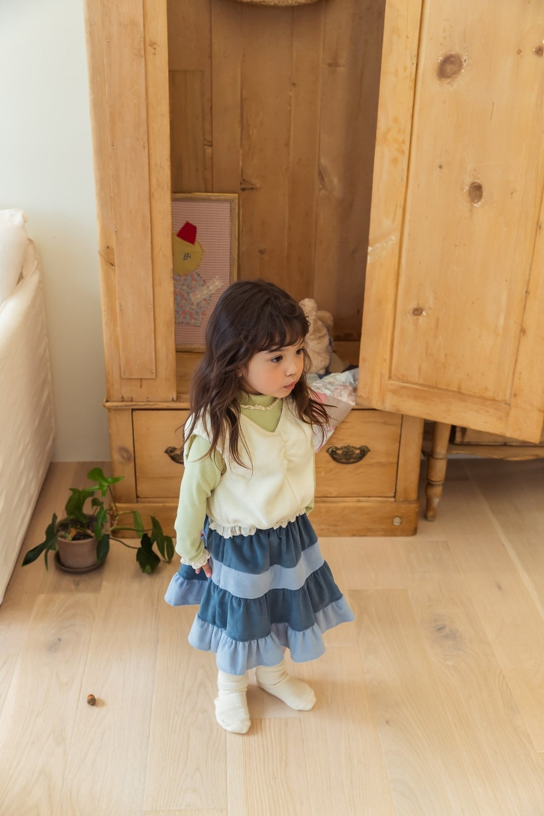 [milk powder] Fleece lace vest