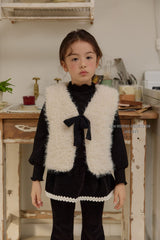 [Melikey] Cloud fur ribbon vest