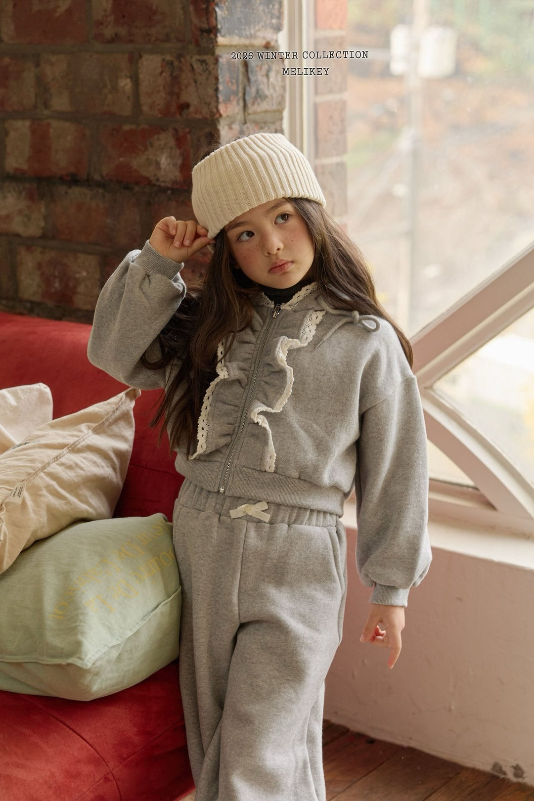 [Melikey] Juju frill hood zip-up