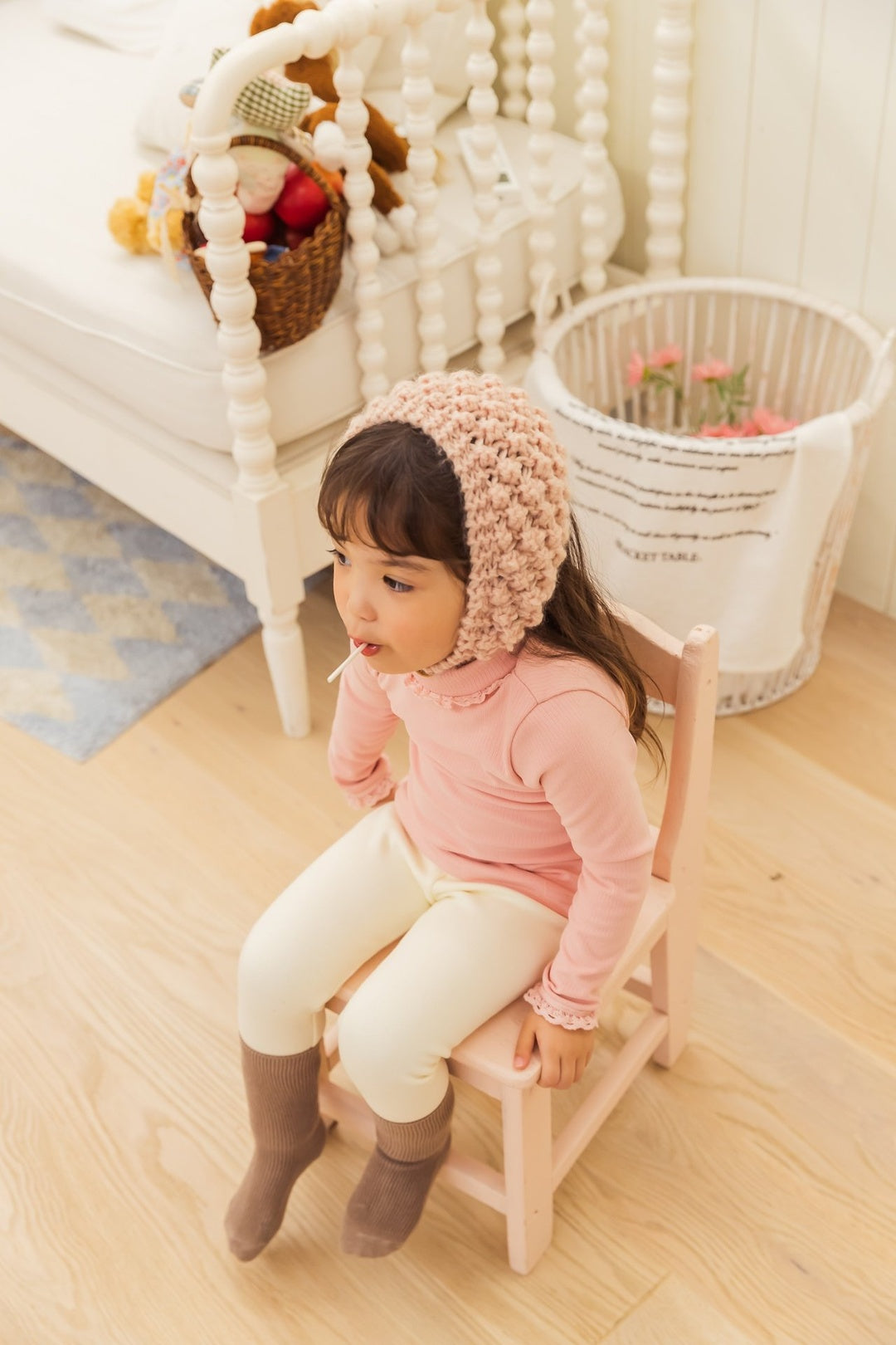 [milk powder] Marie lace halfneck tee