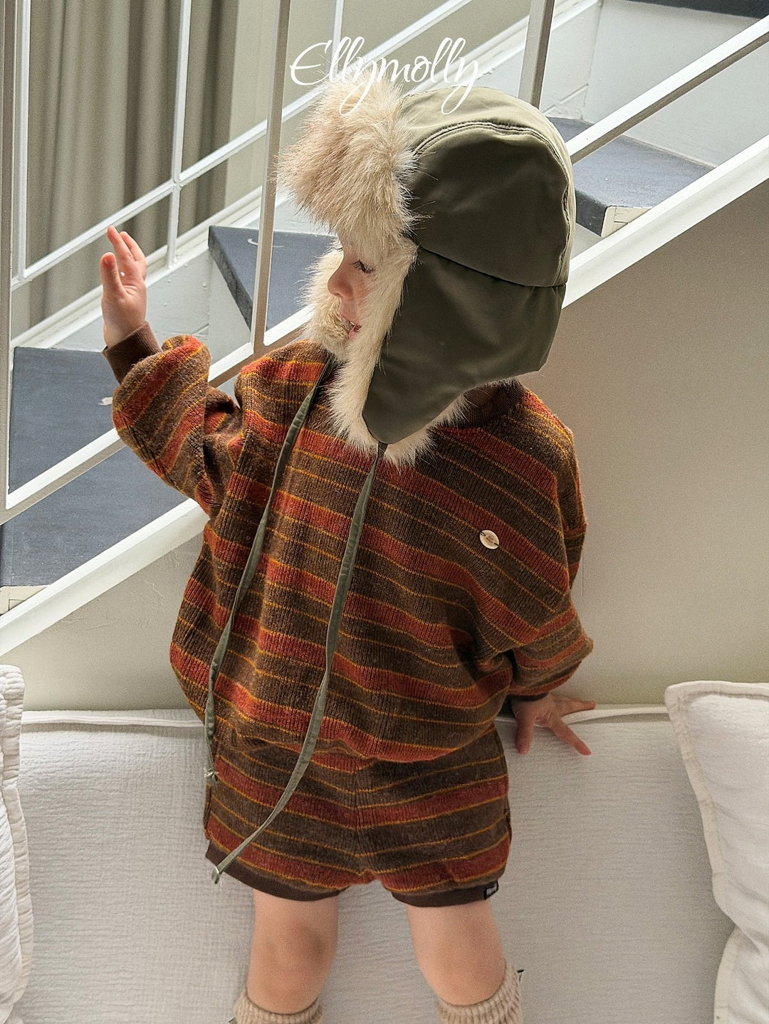 [ELLY MOLLY] Globe knit mtm