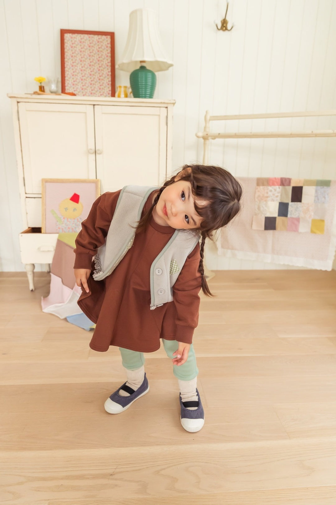 [milk powder] Warm fleece vest