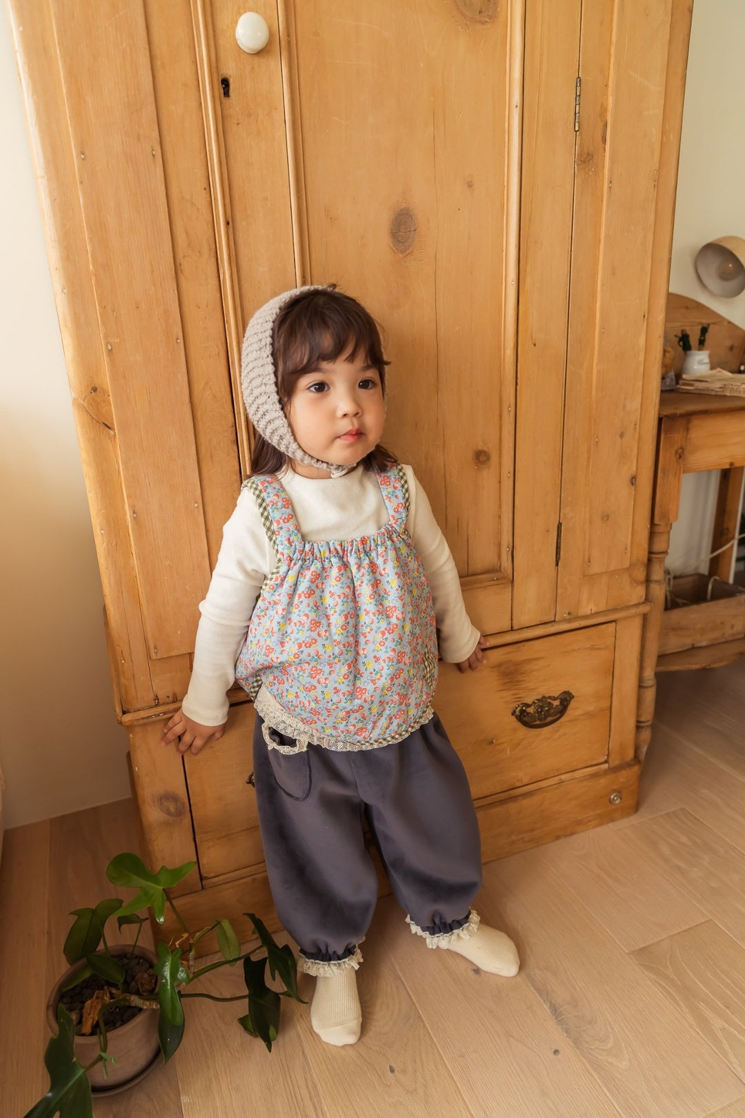 [milk powder] Pudding lace pants