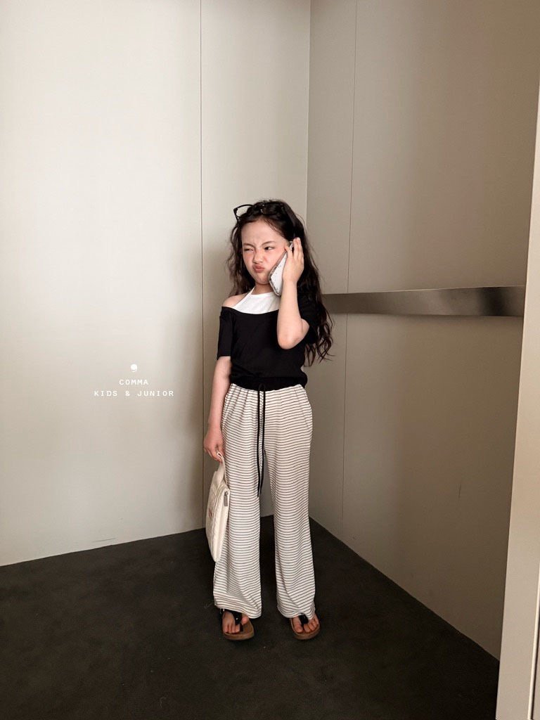 ［comma］Stripe relax pants
