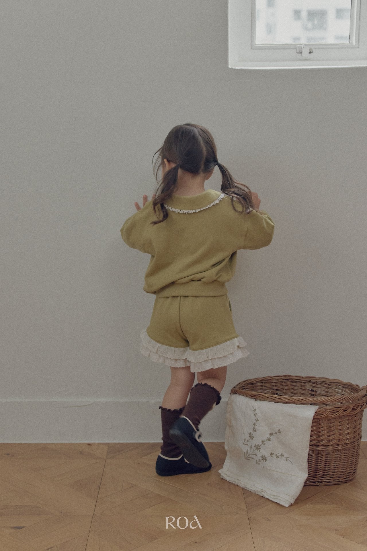 ［ROA］Pudding Sweatshirt