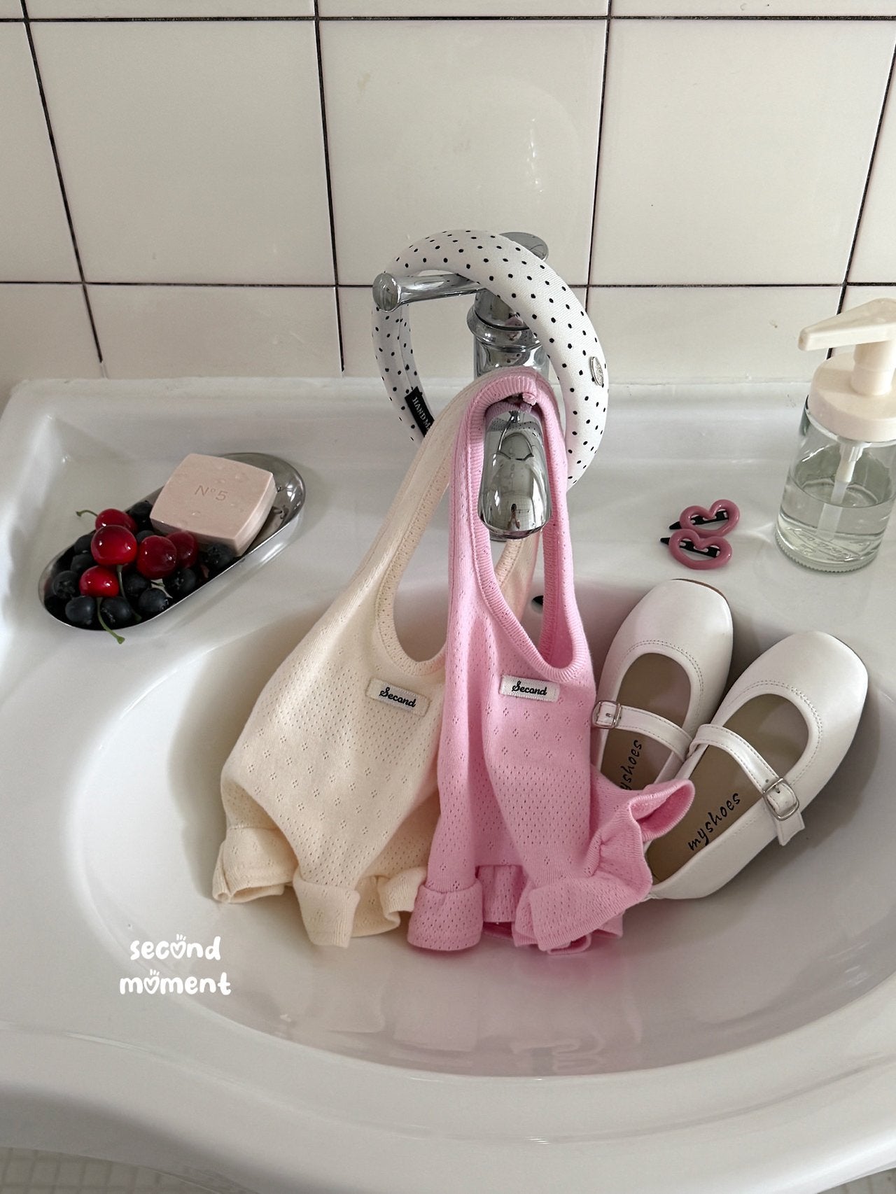［second moment］Chou cream halter neck tops