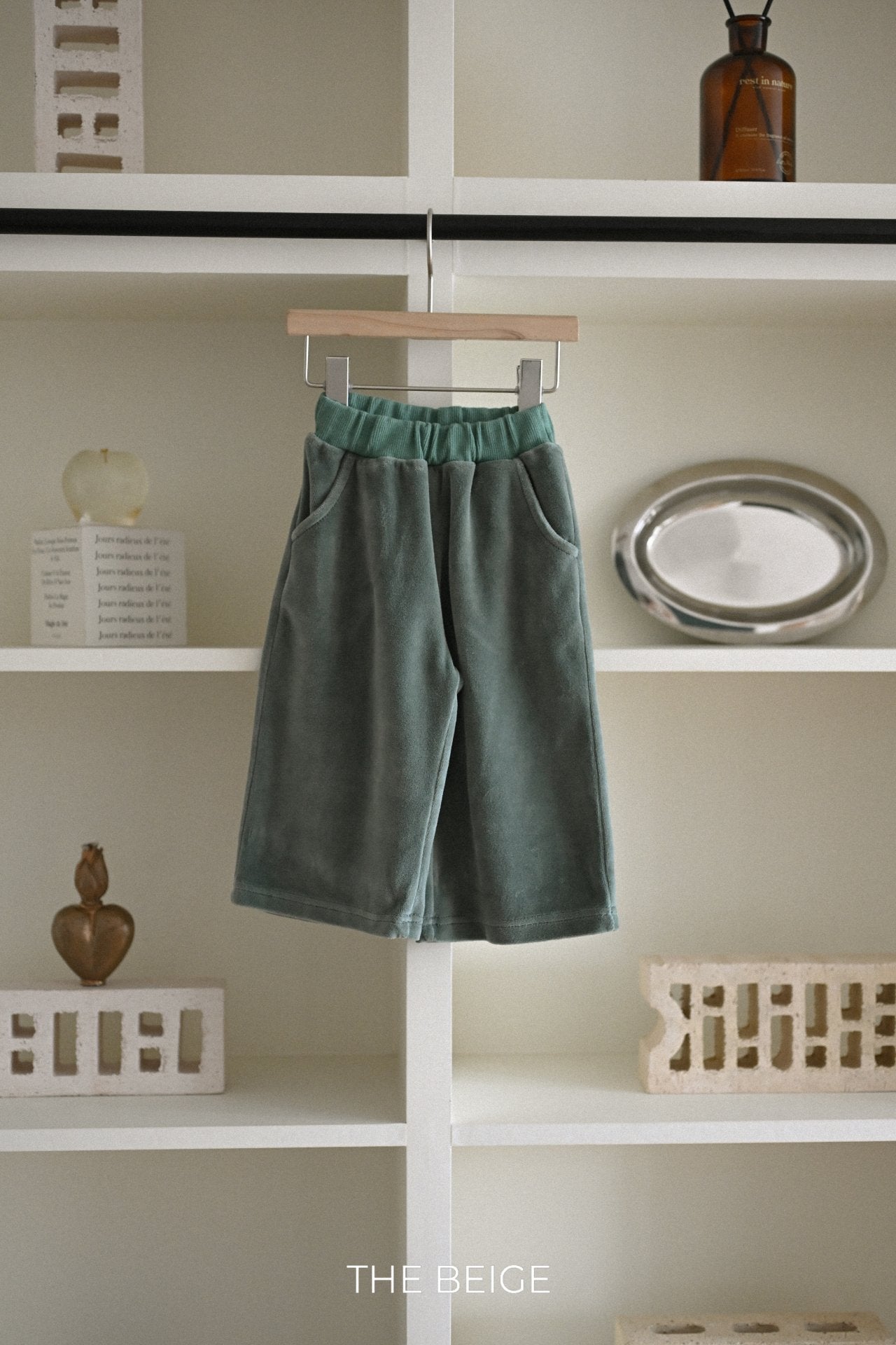 ［The beige］Velvet wide pants